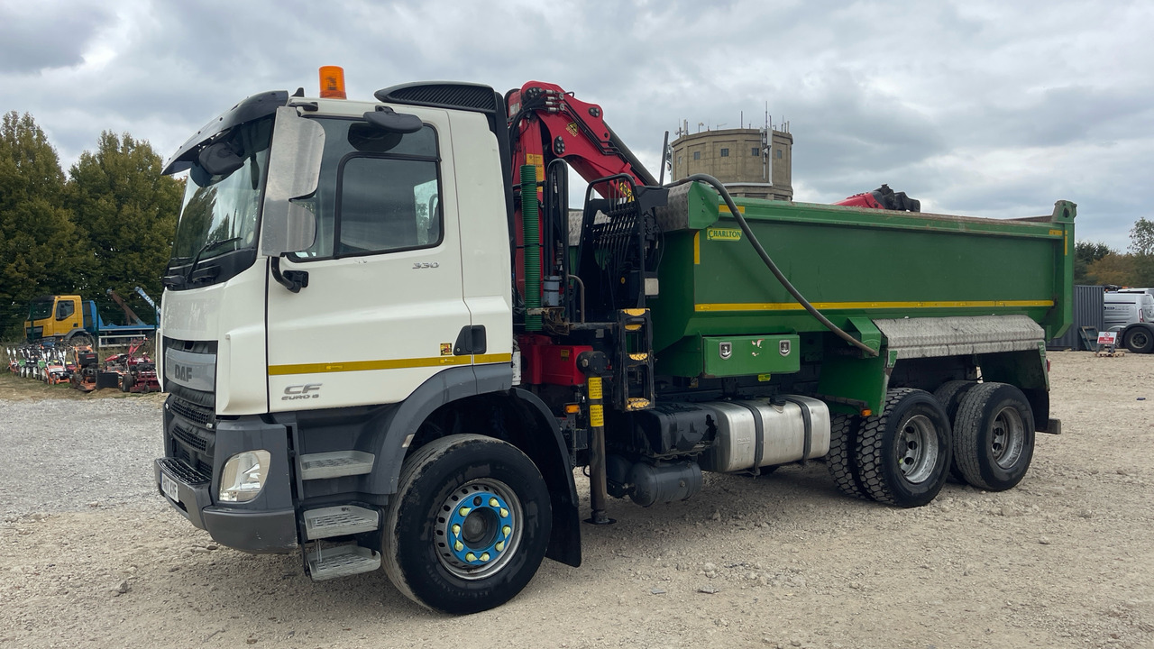 Daf CF 330 - Savivartis sunkvežimis, Sunkvežimis su kranu: foto 2 Daf CF 330 - Savivartis sunkvežimis, Sunkvežimis su kranu: foto 2