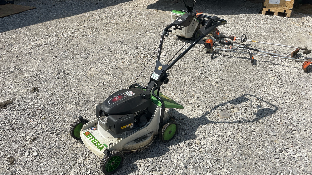 ETESIA PHE3 - Vejapjovė: foto 4 ETESIA PHE3 - Vejapjovė: foto 4