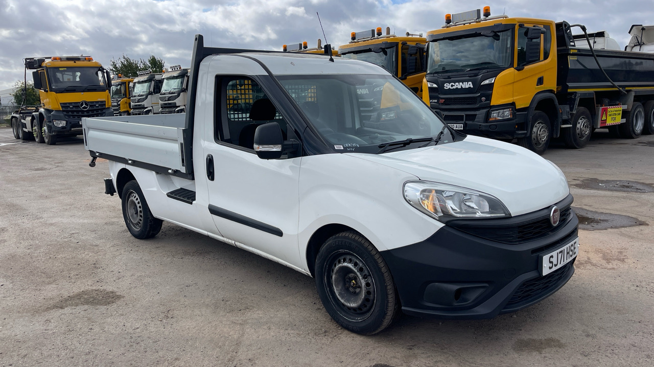 FIAT DOBLO CARGO 16V 1.6 MULTIJET - Bortinis automobilis: foto 1 FIAT DOBLO CARGO 16V 1.6 MULTIJET - Bortinis automobilis: foto 1