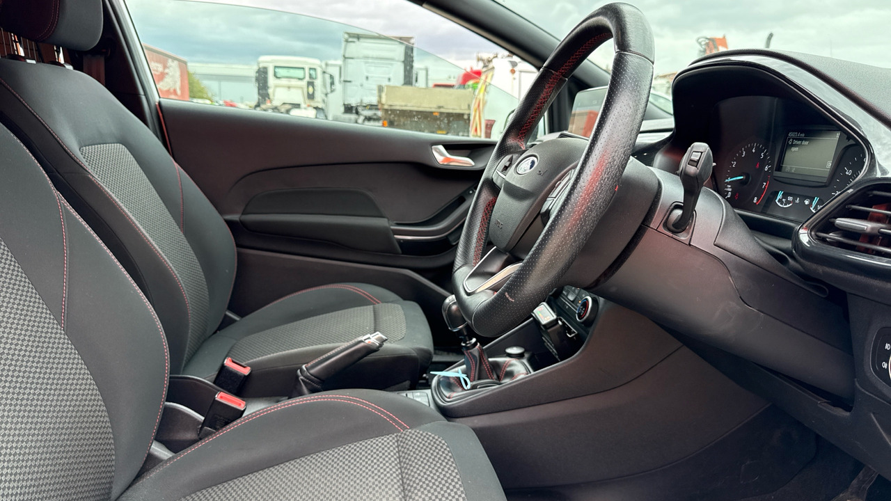 FORD FIESTA 1.0 MHEV Sport - Lengvasis automobilis: foto 5 FORD FIESTA 1.0 MHEV Sport - Lengvasis automobilis: foto 5