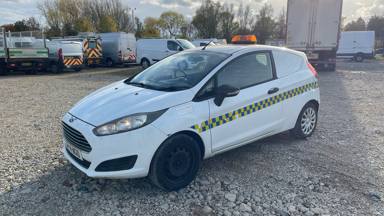 FORD FIESTA 1.5 TDCI - Lengvasis automobilis: foto 2 FORD FIESTA 1.5 TDCI - Lengvasis automobilis: foto 2