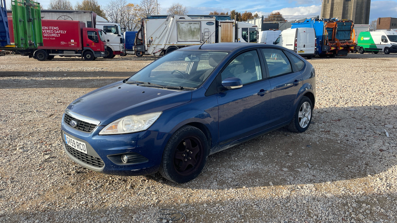 FORD FOCUS 1.6 TDCI - Hečbekas: foto 2 FORD FOCUS 1.6 TDCI - Hečbekas: foto 2