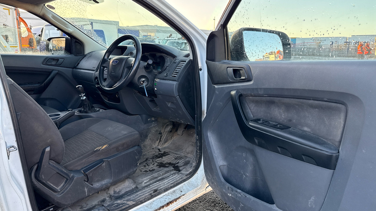 FORD RANGER XL 2.2 TDCi 150ps - Pikapas, Komercinis automobilis su dviguba kabina: foto 5 FORD RANGER XL 2.2 TDCi 150ps - Pikapas, Komercinis automobilis su dviguba kabina: foto 5