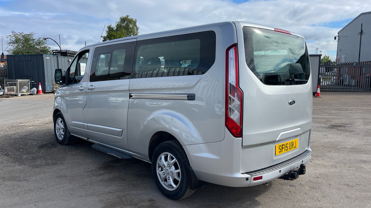 FORD TOURNEO CUSTOM 300 2.2 TDCi 125PS - Mikroautobusas, Keleivinis furgonas: foto 3 FORD TOURNEO CUSTOM 300 2.2 TDCi 125PS - Mikroautobusas, Keleivinis furgonas: foto 3
