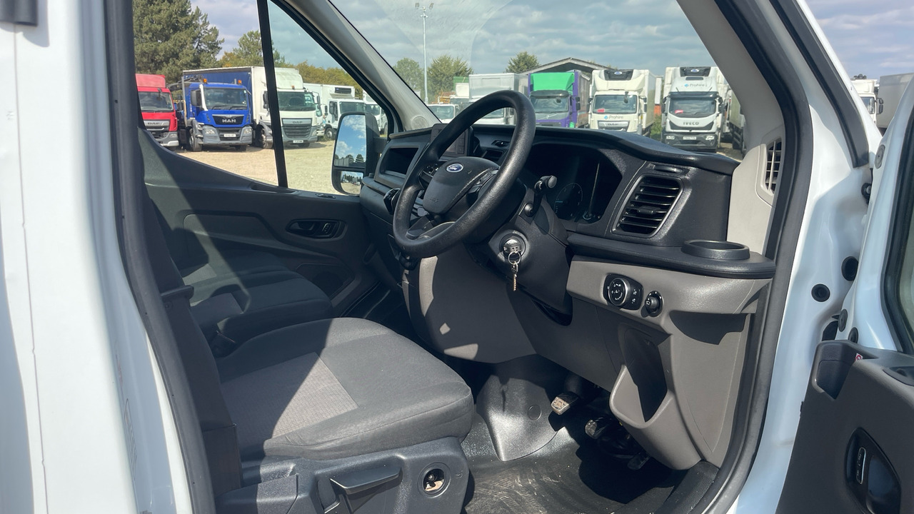 FORD TRANSIT 350 2.0 ECO BLUE 130PS - Furgonas su krovinių dėže: foto 5 FORD TRANSIT 350 2.0 ECO BLUE 130PS - Furgonas su krovinių dėže: foto 5