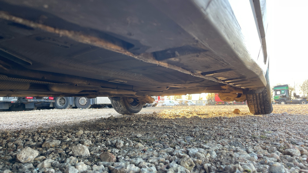 Mažas furgonas FORD TRANSIT CONNECT 240 1.6 TDCi 95ps: foto 13 Mažas furgonas FORD TRANSIT CONNECT 240 1.6 TDCi 95ps: foto 13