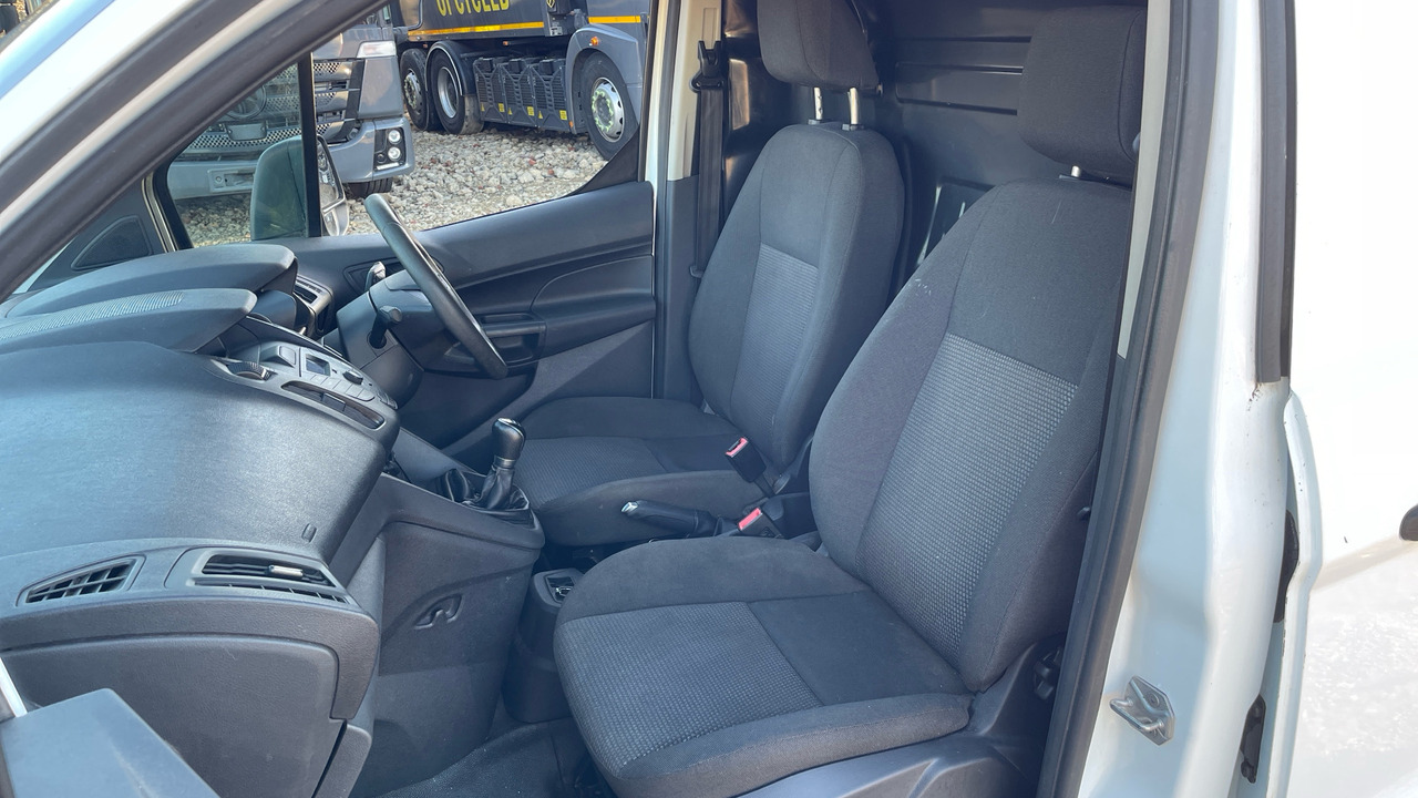 Mažas furgonas FORD TRANSIT CONNECT 240 1.6 TDCi 95ps: foto 9 Mažas furgonas FORD TRANSIT CONNECT 240 1.6 TDCi 95ps: foto 9