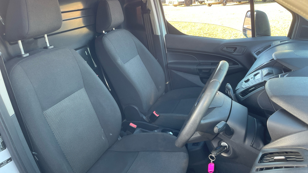 Mažas furgonas FORD TRANSIT CONNECT 240 1.6 TDCi 95ps: foto 8 Mažas furgonas FORD TRANSIT CONNECT 240 1.6 TDCi 95ps: foto 8
