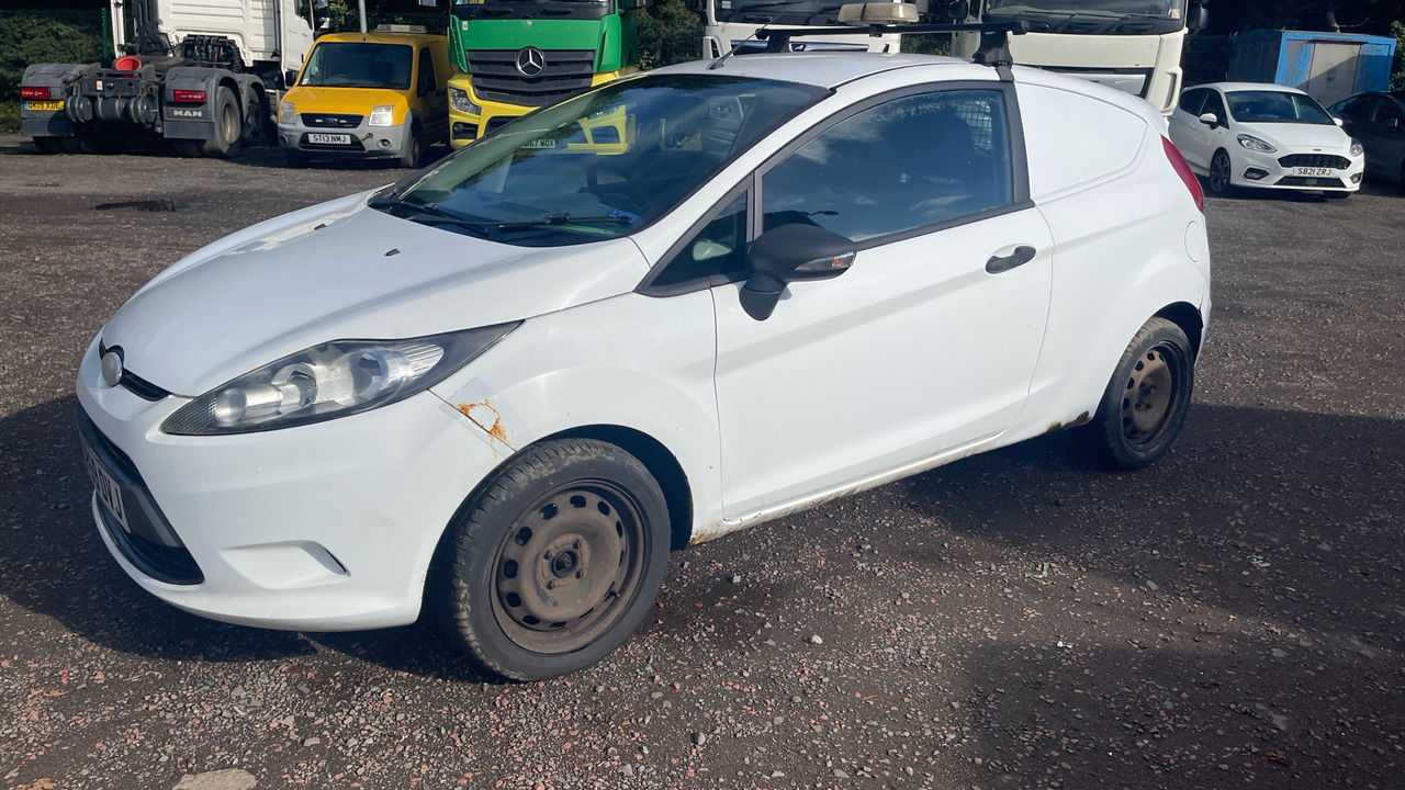 Ford Fiesta 1.4 TDCi 68PS - Lengvasis automobilis: foto 2 Ford Fiesta 1.4 TDCi 68PS - Lengvasis automobilis: foto 2