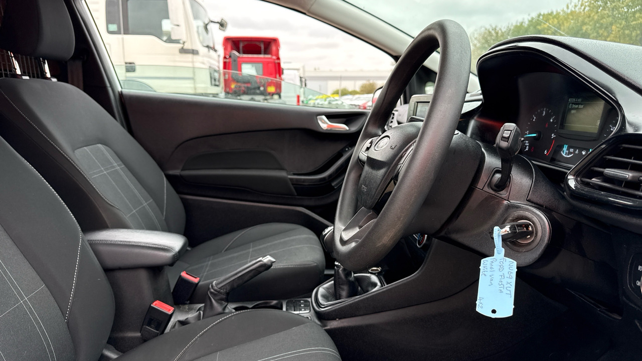 Ford Fiesta 1.5 TDCi - Lengvasis automobilis: foto 5 Ford Fiesta 1.5 TDCi - Lengvasis automobilis: foto 5