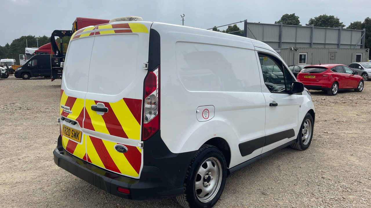 Ford Transit Connect 200 1.5 ECO BLUE 100PS - Mažas furgonas: foto 4 Ford Transit Connect 200 1.5 ECO BLUE 100PS - Mažas furgonas: foto 4