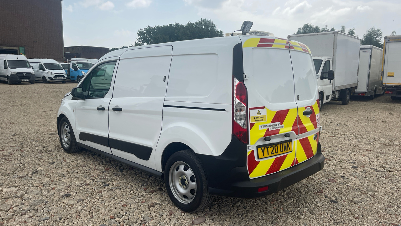 Ford Transit Connect 240 1.5 ECO BLUE 100PS - Mažas furgonas: foto 3 Ford Transit Connect 240 1.5 ECO BLUE 100PS - Mažas furgonas: foto 3