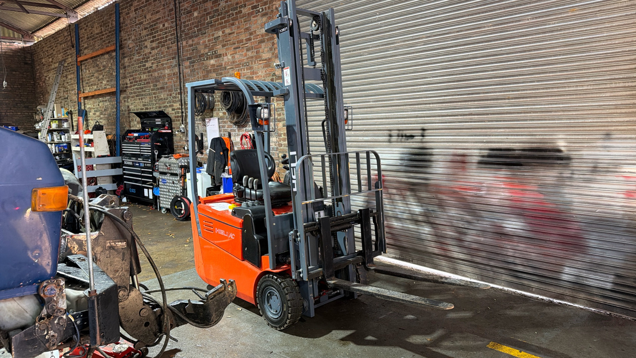 HELI FB315 - Elektrinis krautuvas: foto 1 HELI FB315 - Elektrinis krautuvas: foto 1