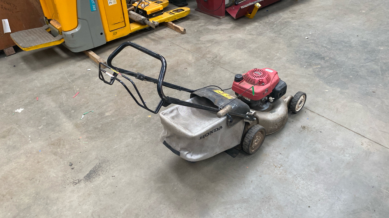 HONDA GCV 130 MOWER - Statybinė įranga: foto 4 HONDA GCV 130 MOWER - Statybinė įranga: foto 4