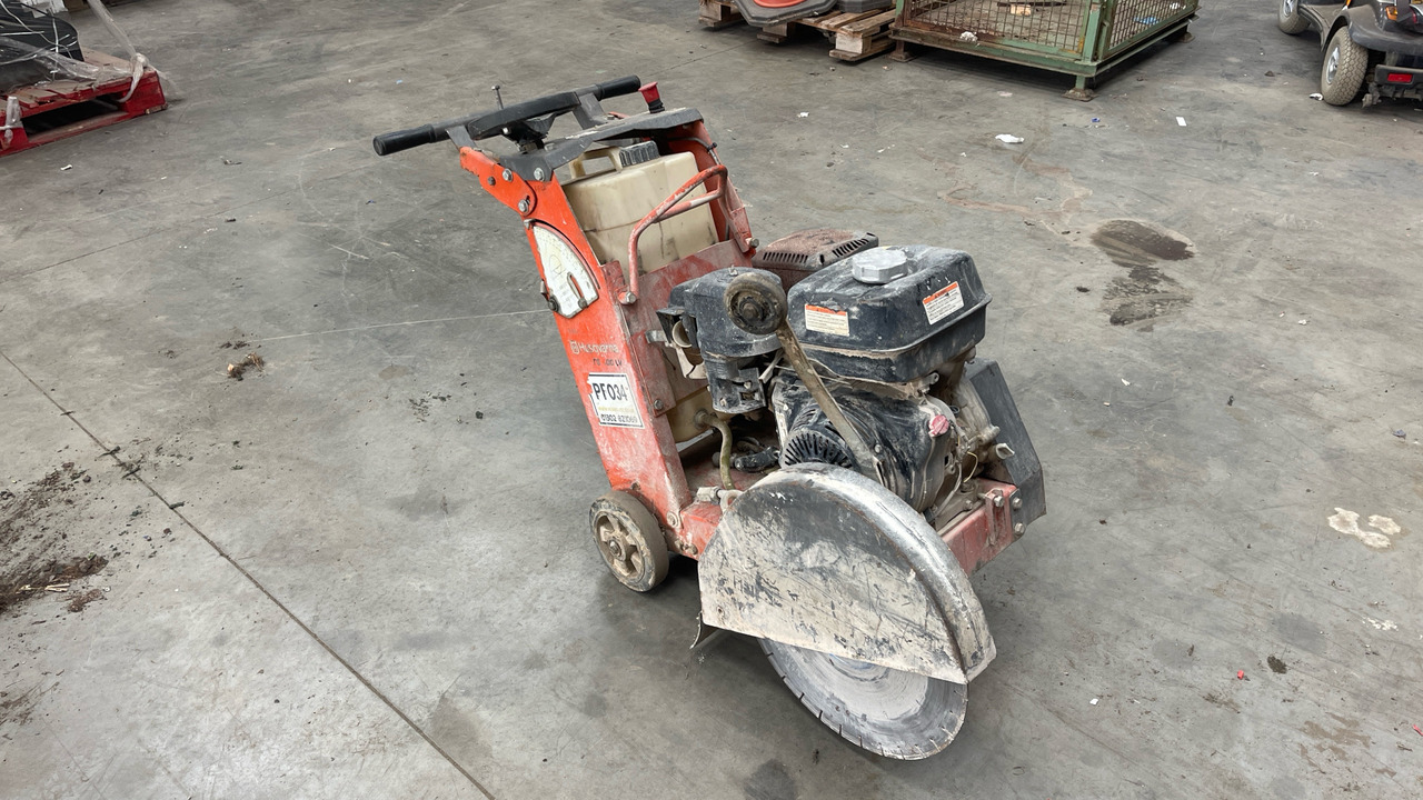 HUSQVARNA TS400LV, FLOOR SAW, PETROL (UNTESTED) - Statybinė įranga: foto 4 HUSQVARNA TS400LV, FLOOR SAW, PETROL (UNTESTED) - Statybinė įranga: foto 4