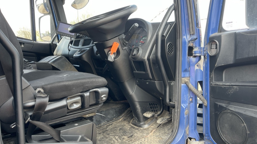 IVECO EUROCARGO 120-210 EURO 6 - Tentinis sunkvežimis: foto 5 IVECO EUROCARGO 120-210 EURO 6 - Tentinis sunkvežimis: foto 5
