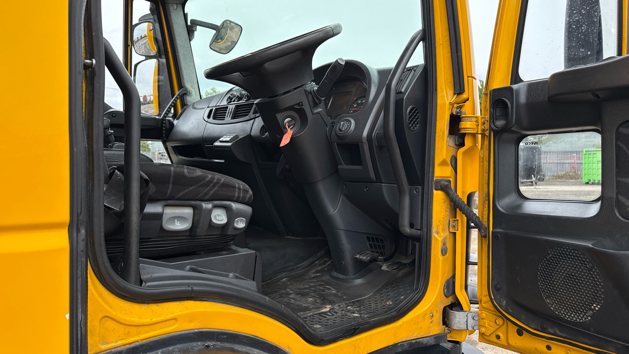 Iveco EUROCARGO 180E - Tentinis sunkvežimis: foto 5 Iveco EUROCARGO 180E - Tentinis sunkvežimis: foto 5