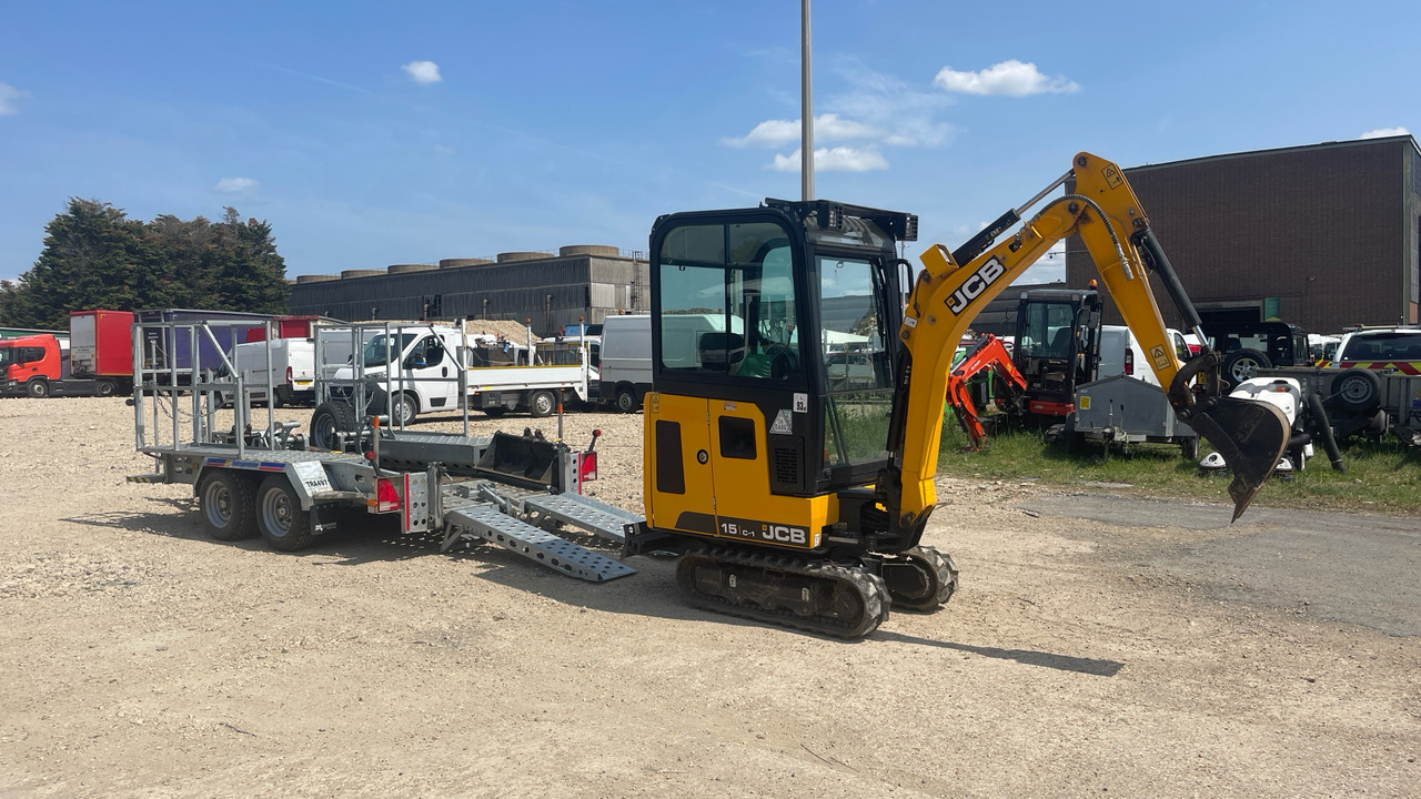 JCB 15C-1 - Mini ekskavatorius: foto 1 JCB 15C-1 - Mini ekskavatorius: foto 1