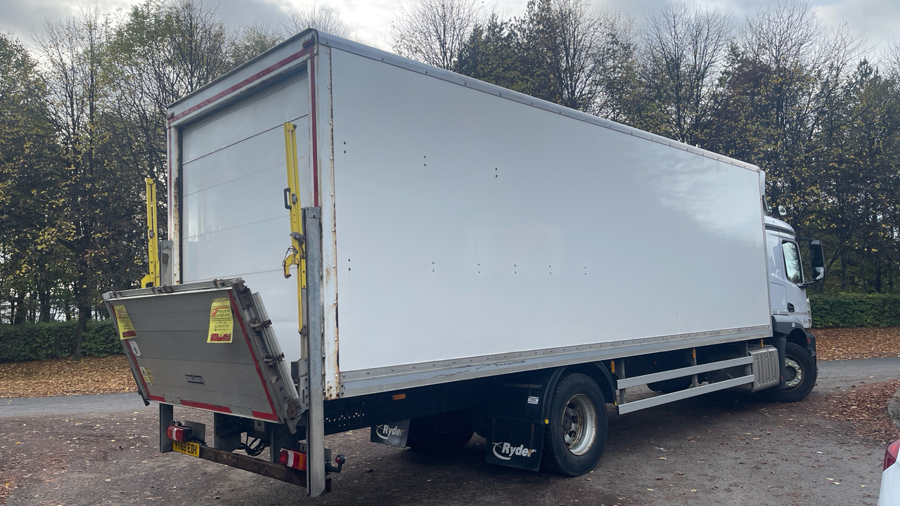 MERCEDES-BENZ ACTROS 1824 - Furgonas sunkvežimis: foto 4 MERCEDES-BENZ ACTROS 1824 - Furgonas sunkvežimis: foto 4