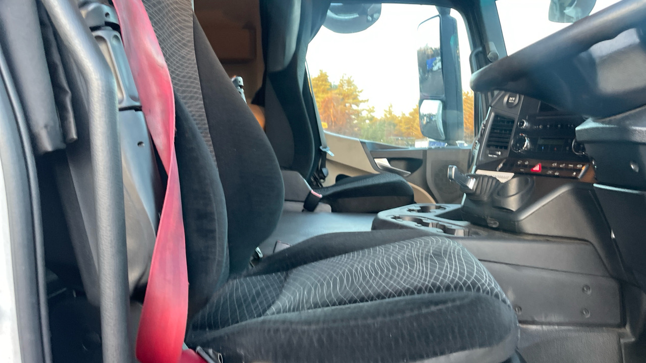 MERCEDES-BENZ ACTROS 2530 - Furgonas sunkvežimis: foto 5 MERCEDES-BENZ ACTROS 2530 - Furgonas sunkvežimis: foto 5