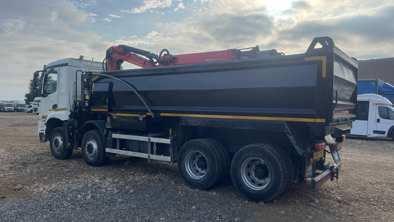 MERCEDES-BENZ AROCS - Savivartis sunkvežimis, Sunkvežimis su kranu: foto 3 MERCEDES-BENZ AROCS - Savivartis sunkvežimis, Sunkvežimis su kranu: foto 3