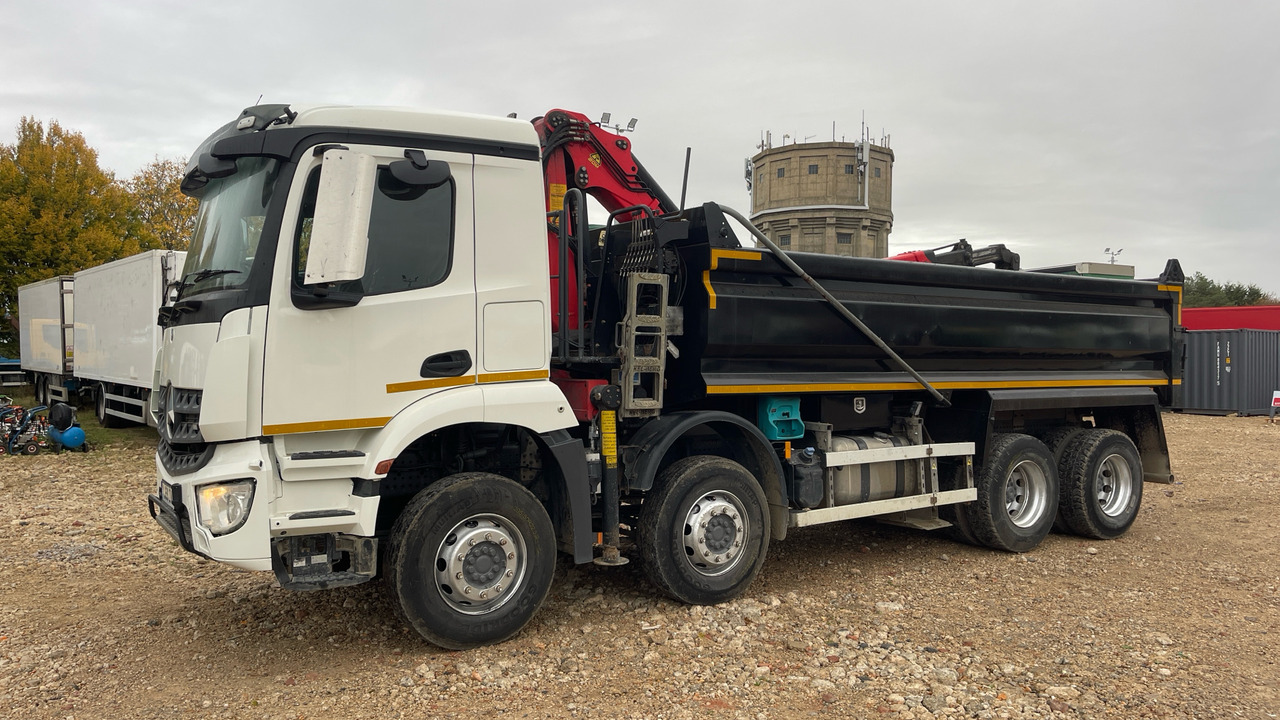 MERCEDES-BENZ AROCS - Savivartis sunkvežimis, Sunkvežimis su kranu: foto 2 MERCEDES-BENZ AROCS - Savivartis sunkvežimis, Sunkvežimis su kranu: foto 2