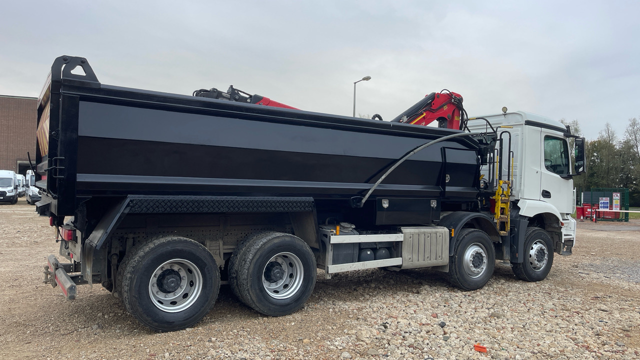 MERCEDES-BENZ AROCS - Savivartis sunkvežimis, Sunkvežimis su kranu: foto 4 MERCEDES-BENZ AROCS - Savivartis sunkvežimis, Sunkvežimis su kranu: foto 4