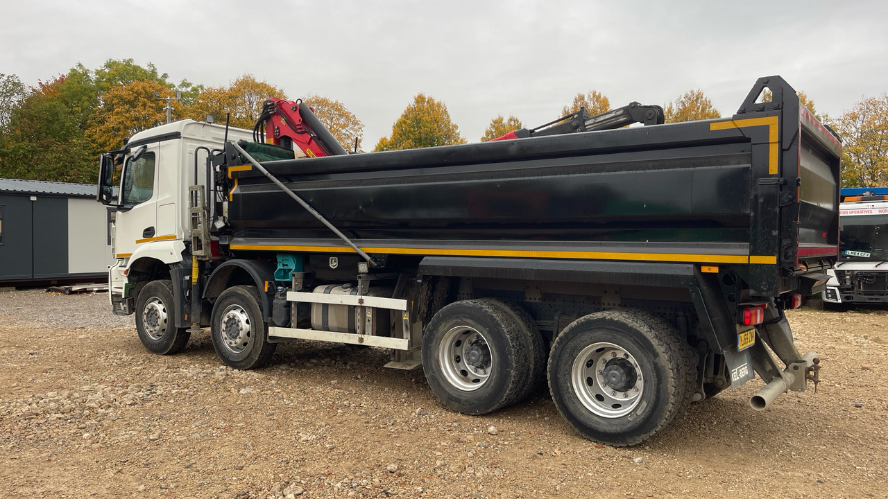MERCEDES-BENZ AROCS - Savivartis sunkvežimis, Sunkvežimis su kranu: foto 3 MERCEDES-BENZ AROCS - Savivartis sunkvežimis, Sunkvežimis su kranu: foto 3