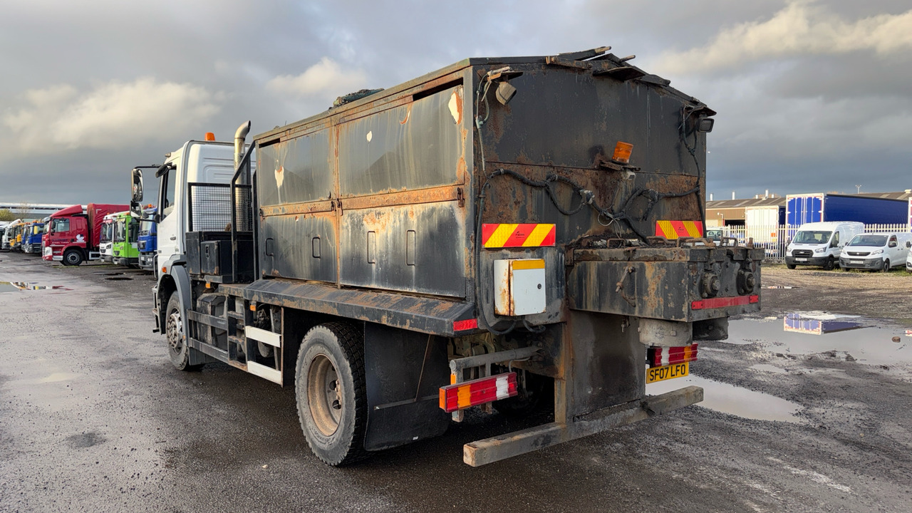 MERCEDES-BENZ AXOR 1824 - Asfalto mašina: foto 3 MERCEDES-BENZ AXOR 1824 - Asfalto mašina: foto 3