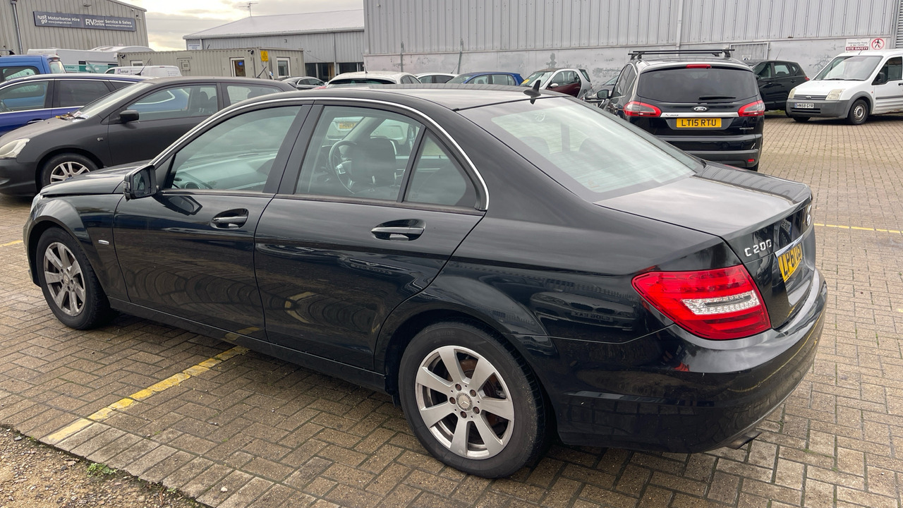 MERCEDES-BENZ C200 - Sedanas: foto 3 MERCEDES-BENZ C200 - Sedanas: foto 3