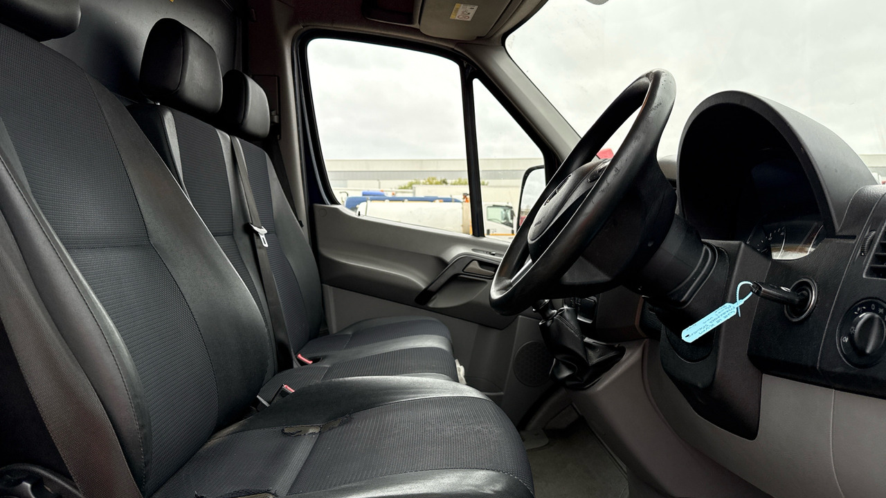 MERCEDES-BENZ SPRINTER 314CDI - Krovininis mikroautobusas: foto 5 MERCEDES-BENZ SPRINTER 314CDI - Krovininis mikroautobusas: foto 5