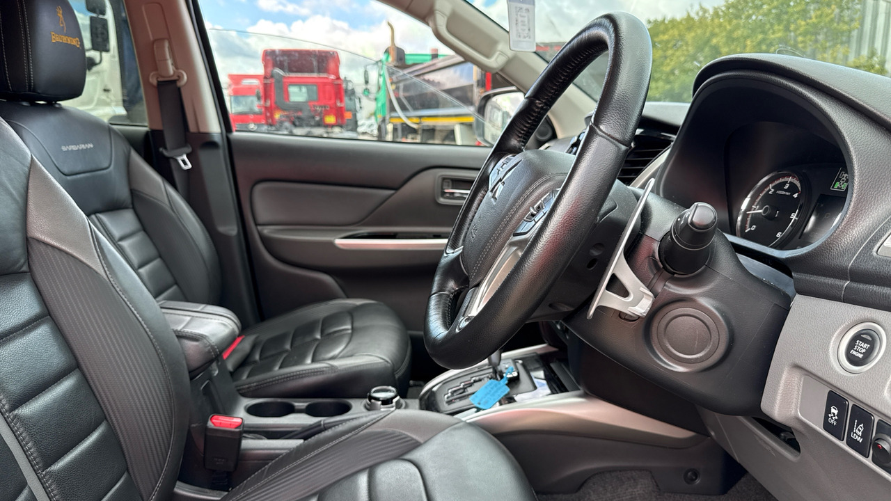 MITSUBISHI L200 2.4 DI-D 178 WARRIOR - Pikapas, Komercinis automobilis su dviguba kabina: foto 5 MITSUBISHI L200 2.4 DI-D 178 WARRIOR - Pikapas, Komercinis automobilis su dviguba kabina: foto 5