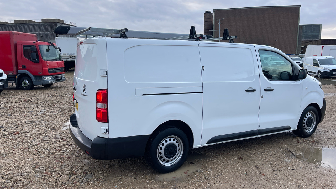 PEUGEOT EXPERT PROFESSIONAL 1.5 BLUEHDI 100PS - Krovininis mikroautobusas: foto 4 PEUGEOT EXPERT PROFESSIONAL 1.5 BLUEHDI 100PS - Krovininis mikroautobusas: foto 4