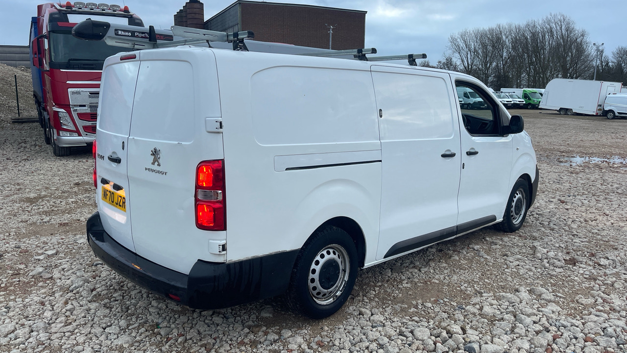 PEUGEOT EXPERT PROFESSIONAL 1.5 BLUEHDI - Krovininis mikroautobusas: foto 4 PEUGEOT EXPERT PROFESSIONAL 1.5 BLUEHDI - Krovininis mikroautobusas: foto 4
