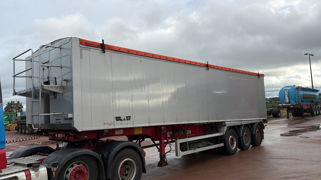 FRUEHAUF TIPPER TASSC - Priekaba: foto 1 FRUEHAUF TIPPER TASSC - Priekaba: foto 1