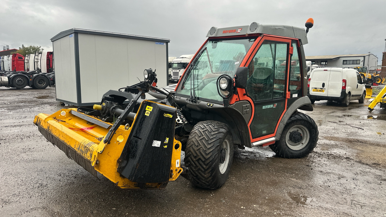 REFORM METTRAC H7X - Žolės smulkintuvas: foto 2 REFORM METTRAC H7X - Žolės smulkintuvas: foto 2