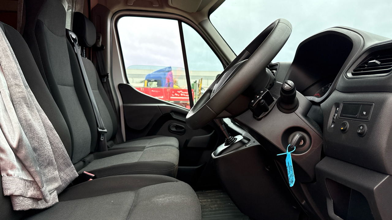 RENAULT MASTER 35 2.3 - Krovininis mikroautobusas: foto 5 RENAULT MASTER 35 2.3 - Krovininis mikroautobusas: foto 5