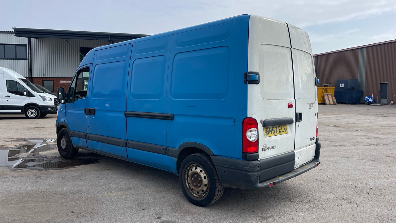 RENAULT MASTER 35 DCI 100PS - Krovininis mikroautobusas: foto 3 RENAULT MASTER 35 DCI 100PS - Krovininis mikroautobusas: foto 3
