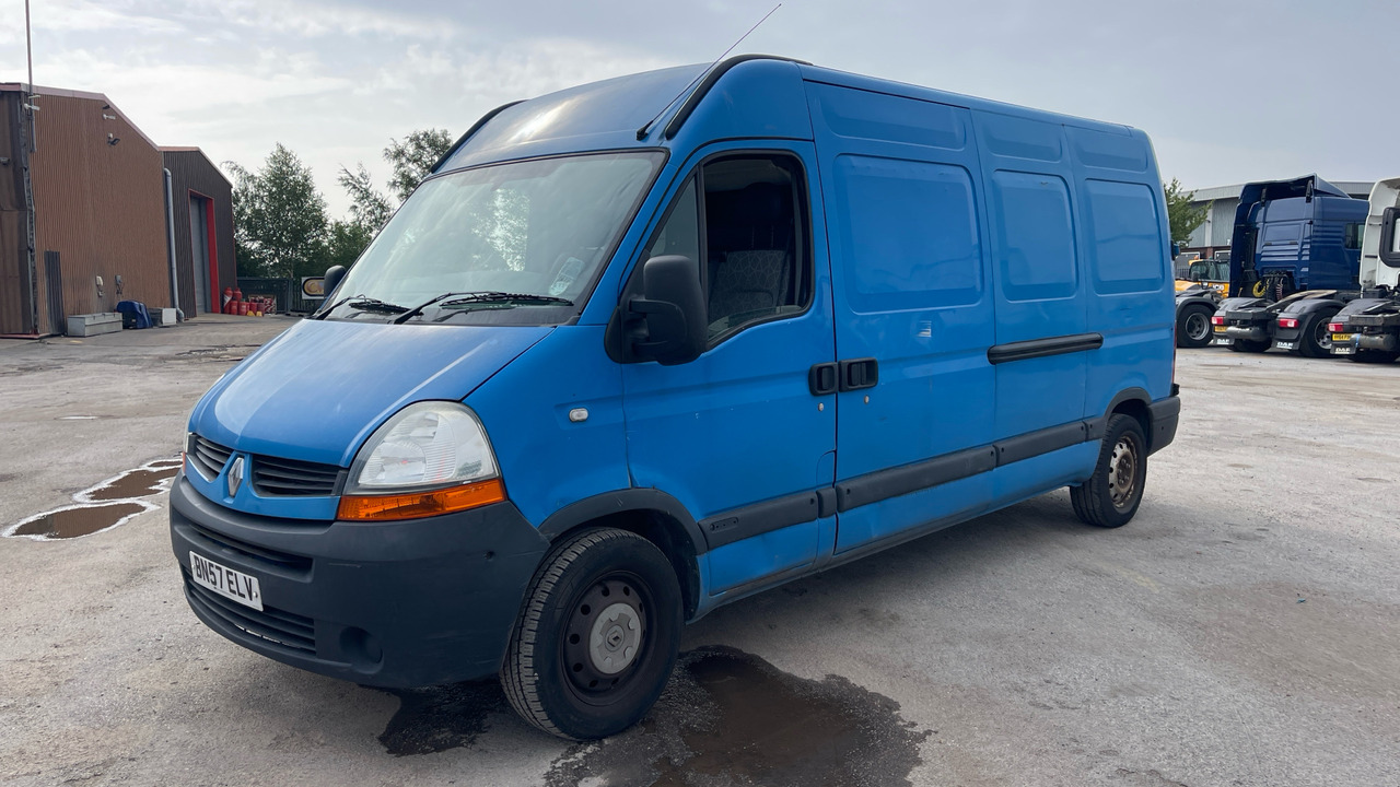 RENAULT MASTER 35 DCI 100PS - Krovininis mikroautobusas: foto 2 RENAULT MASTER 35 DCI 100PS - Krovininis mikroautobusas: foto 2