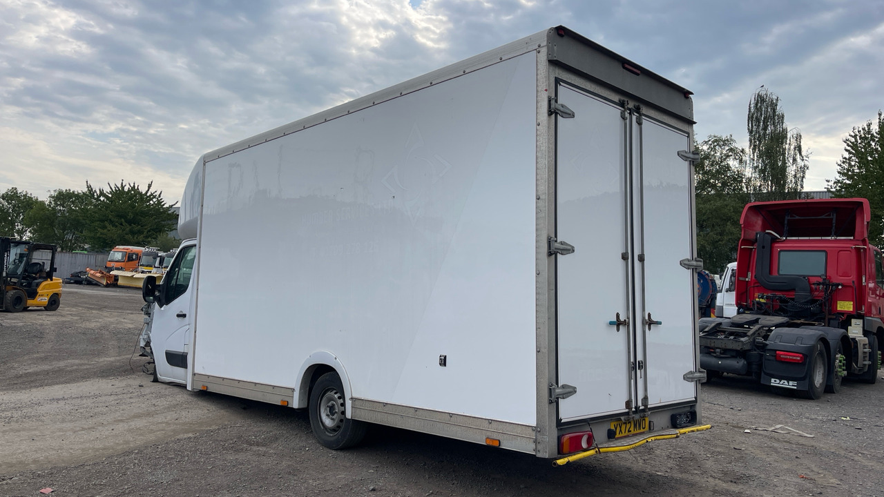 Renault Master 35 - Furgonas su krovinių dėže: foto 4 Renault Master 35 - Furgonas su krovinių dėže: foto 4