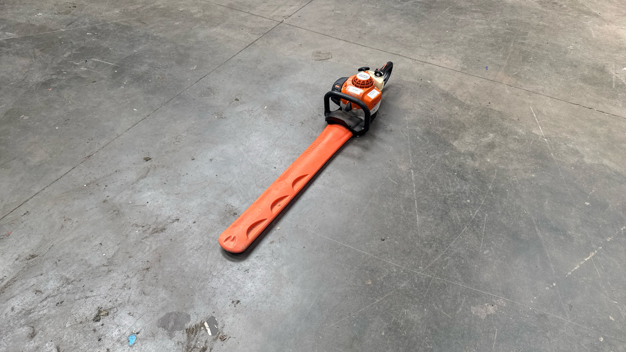 STIHL HS B2 RC HEDGE CUTTER - Statybinė įranga: foto 3 STIHL HS B2 RC HEDGE CUTTER - Statybinė įranga: foto 3