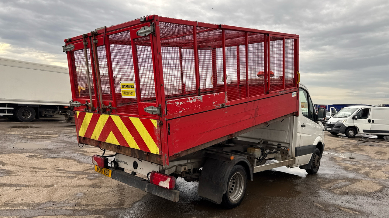 VOLKSWAGEN CRAFTER CR50 TDI - Mažas savivartis: foto 4 VOLKSWAGEN CRAFTER CR50 TDI - Mažas savivartis: foto 4