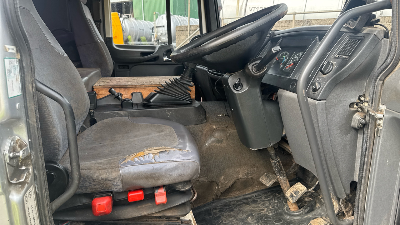 VOLVO FL - Asenizatorius: foto 5 VOLVO FL - Asenizatorius: foto 5