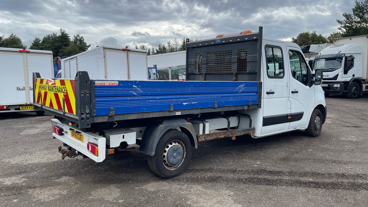Vauxhall Movano F3500 2.3 CDTI BiTurbo ecoFLEX 136ps - Mažas savivartis: foto 4 Vauxhall Movano F3500 2.3 CDTI BiTurbo ecoFLEX 136ps - Mažas savivartis: foto 4