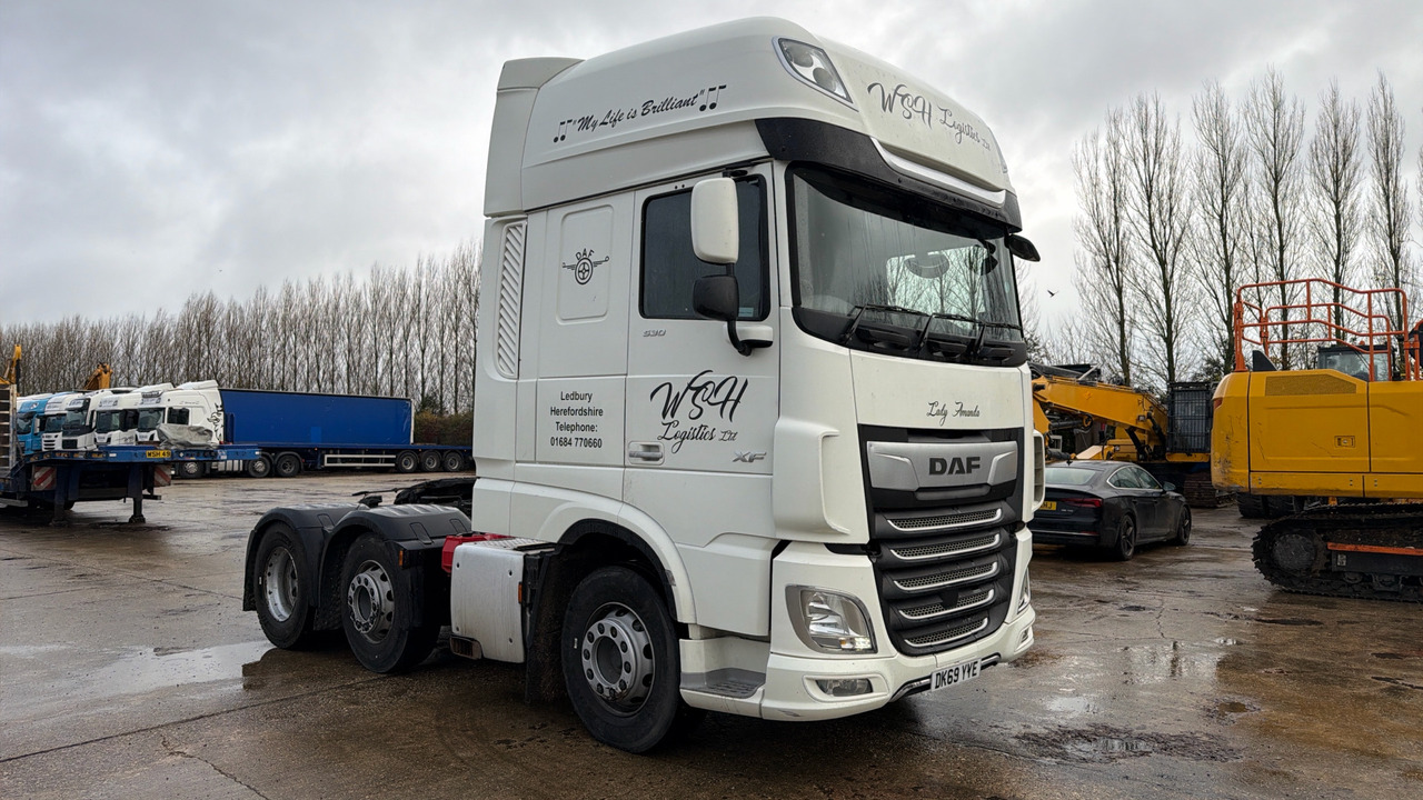 DAF XF 530 - Vilkikas: foto 1 DAF XF 530 - Vilkikas: foto 1