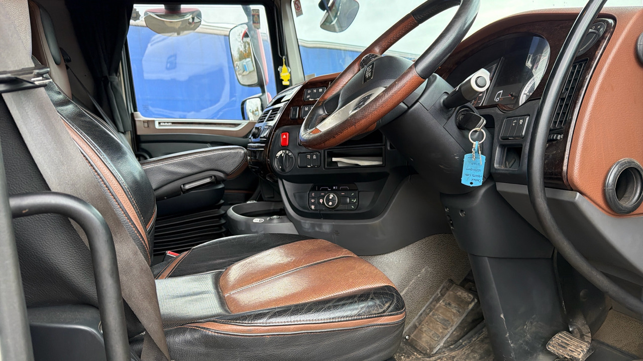 DAF XF 530 - Vilkikas: foto 5 DAF XF 530 - Vilkikas: foto 5