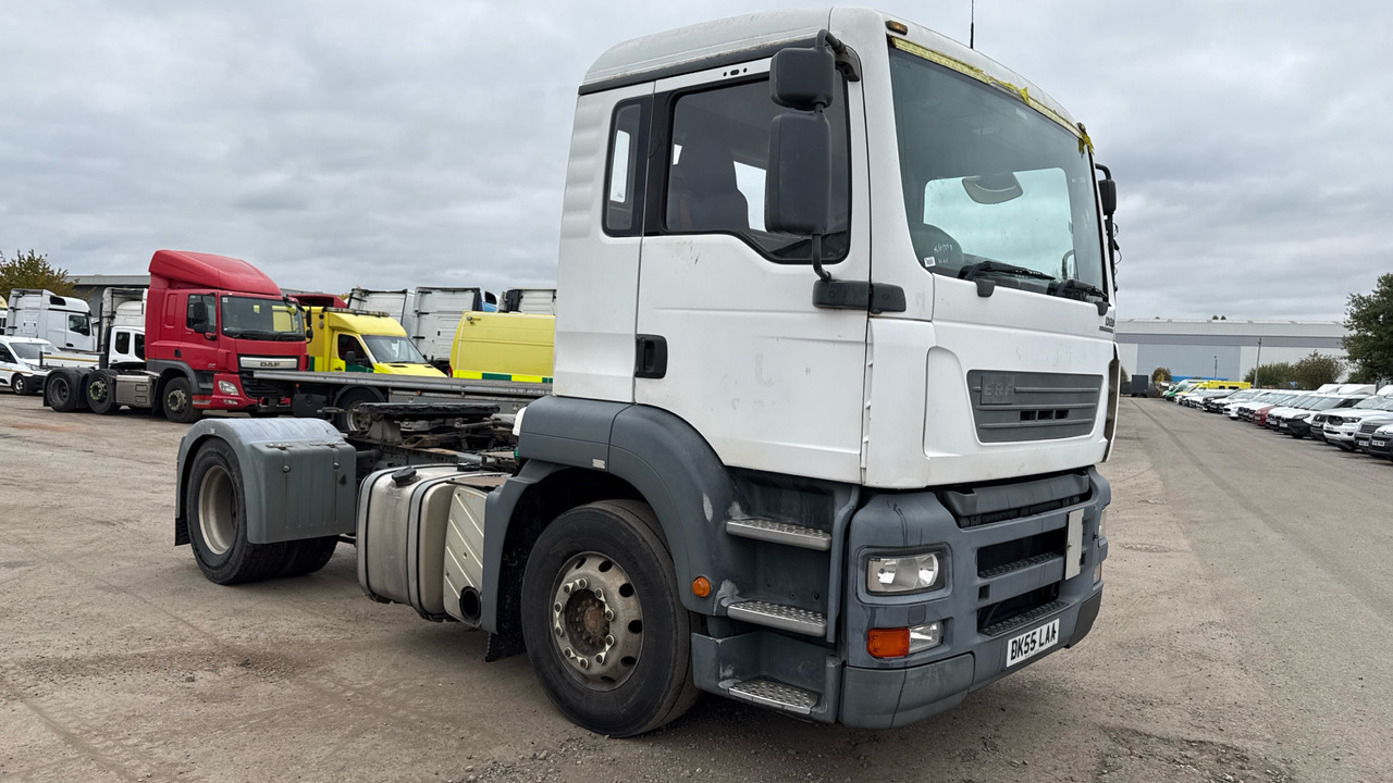 ERF D 20 - Vilkikas: foto 1 ERF D 20 - Vilkikas: foto 1