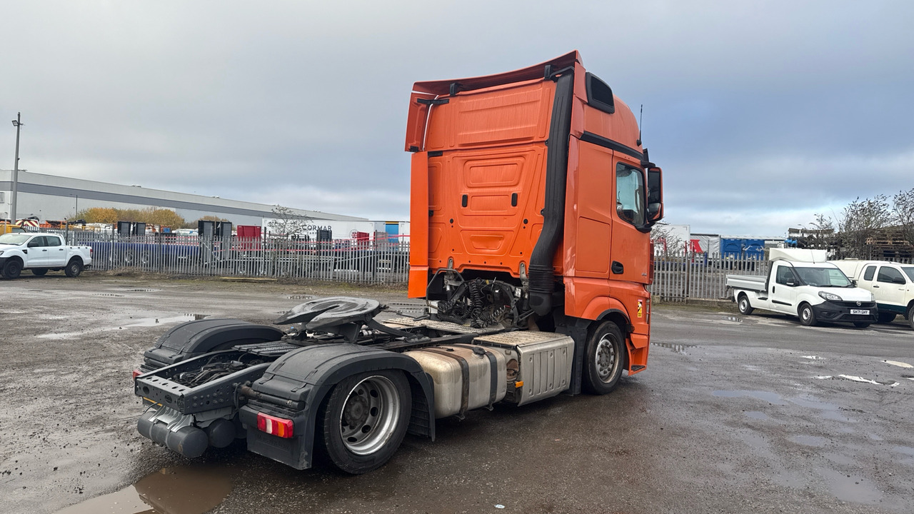 MERCEDES-BENZ ACTROS 1845 - Vilkikas: foto 4 MERCEDES-BENZ ACTROS 1845 - Vilkikas: foto 4