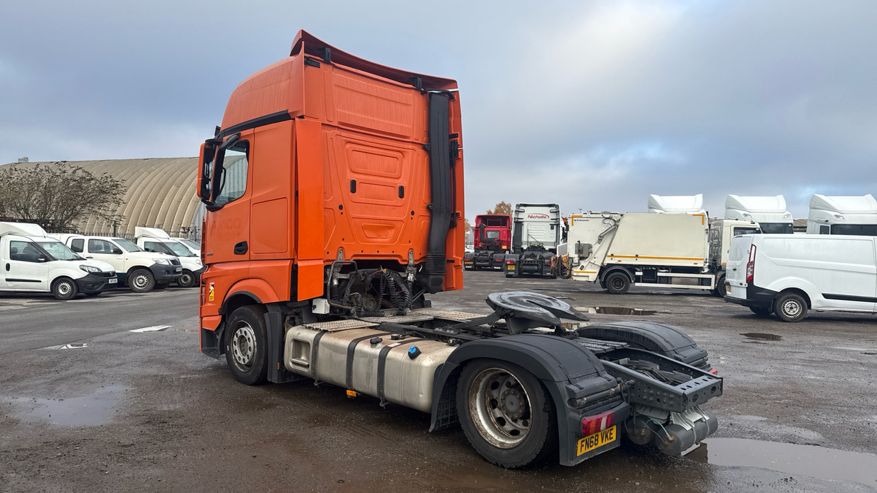 MERCEDES-BENZ ACTROS 1845 - Vilkikas: foto 3 MERCEDES-BENZ ACTROS 1845 - Vilkikas: foto 3