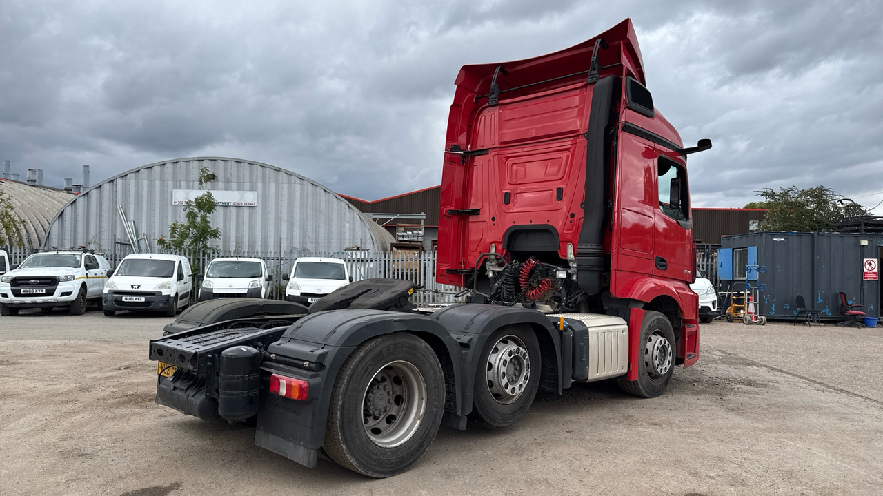 MERCEDES-BENZ ACTROS 2545 - Vilkikas: foto 4 MERCEDES-BENZ ACTROS 2545 - Vilkikas: foto 4